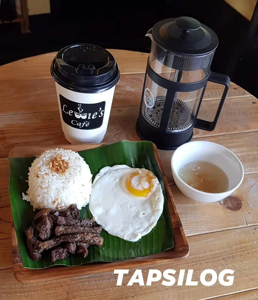 Lewie’s Café tapsilog